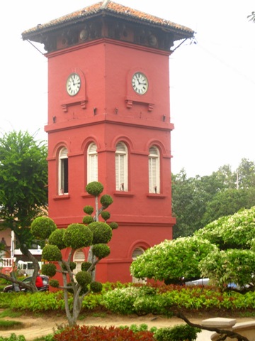 Stadthuys complex et son horloge massive - Melaka IMG_8035