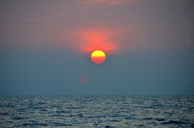 Coucher de soleil sur L'indien ONE_7331