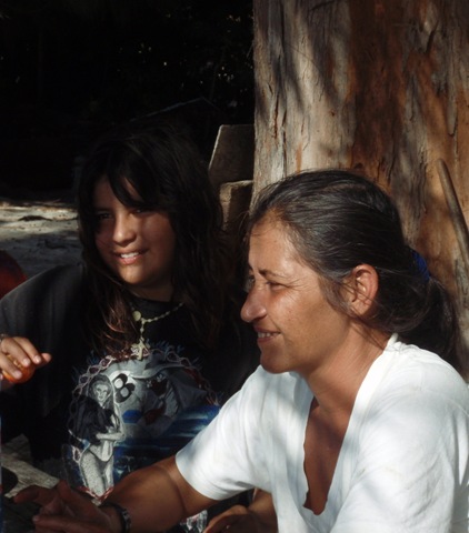 Marie Noelle et sa fille Marie Noelle et sa fille