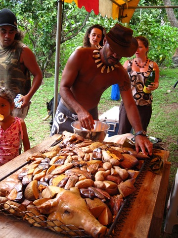 cochon de lait, chevre, Urus, patates douces, bananes... cochon de lait, chevre, Urus, patates douces, bananes…