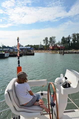Chantier naval Endau Malaysia ONE_6925