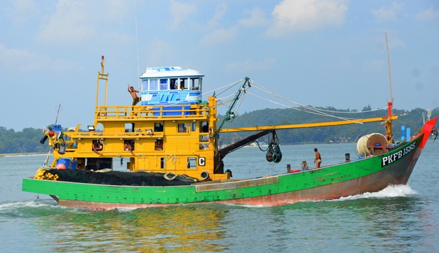 Port Dixon Strait of Malacca Malaisie ONE_6441