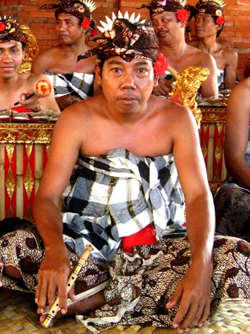 Musicien du Gamelan IMG_6292 - Copie