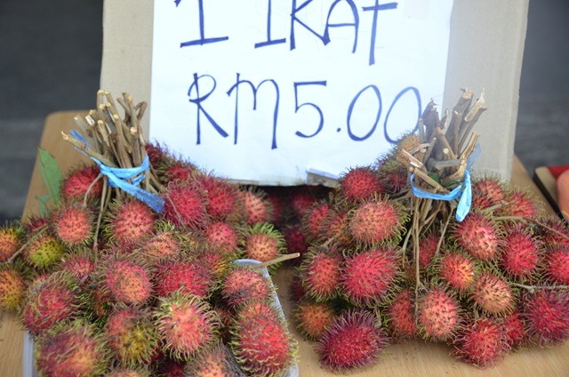 Le ramboutan, aussi appelé litchi chevelu ONE_1582